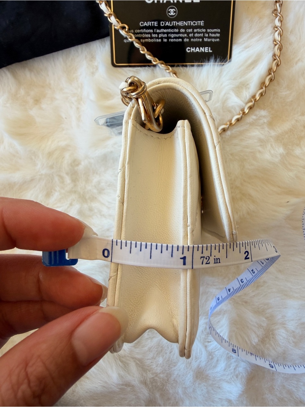 CHANEL White Quilted CC Ball Clutch on Chain Mini Belt Bag - Picture 15 of 16